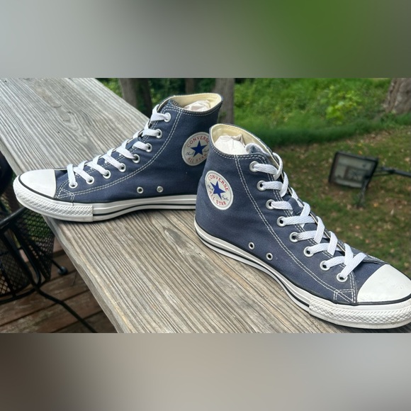 Converse All Star Chuck Taylor High Tops - Picture 1 of 7